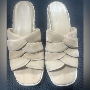 Vince Gilian Suede Beige Wedge Sandals size 11 New w/o box
